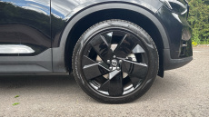 Volvo XC40 2.0 B3P Plus Black Edition 5dr Auto Petrol Estate